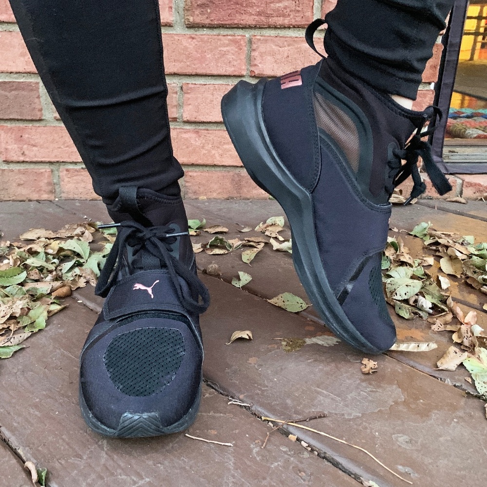 PUMA black / pink satin high-top sneaker, size 8